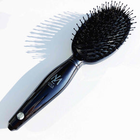 So Black Edition Miracle Brush with shadow
